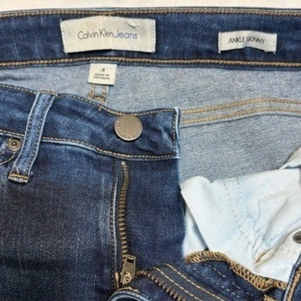 Calvin Klein Jeans Ankle Skinny Dark Wash Denim Jeans Misses  Size 4